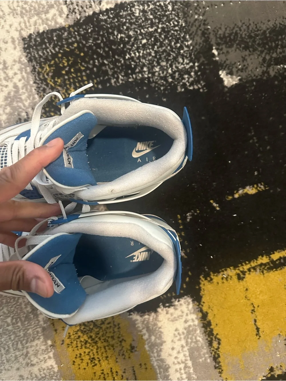 Retro Air Jordan 4 Military Blue